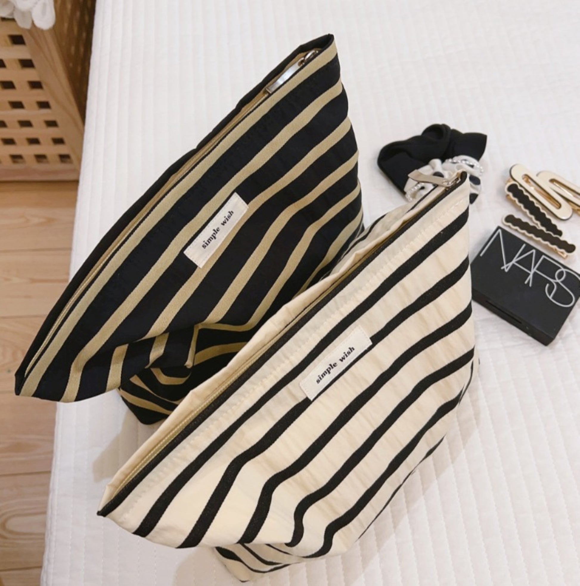 Stripe Makeup Zipper Pouch - ZoocomingTree