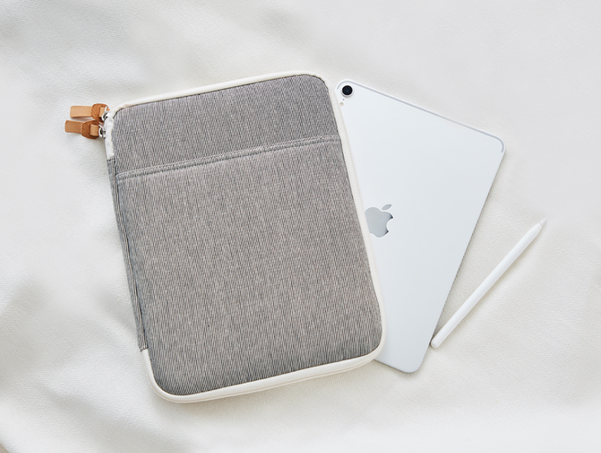 Natural Canvas Laptop 11" Sleeve - ZoocomingTree