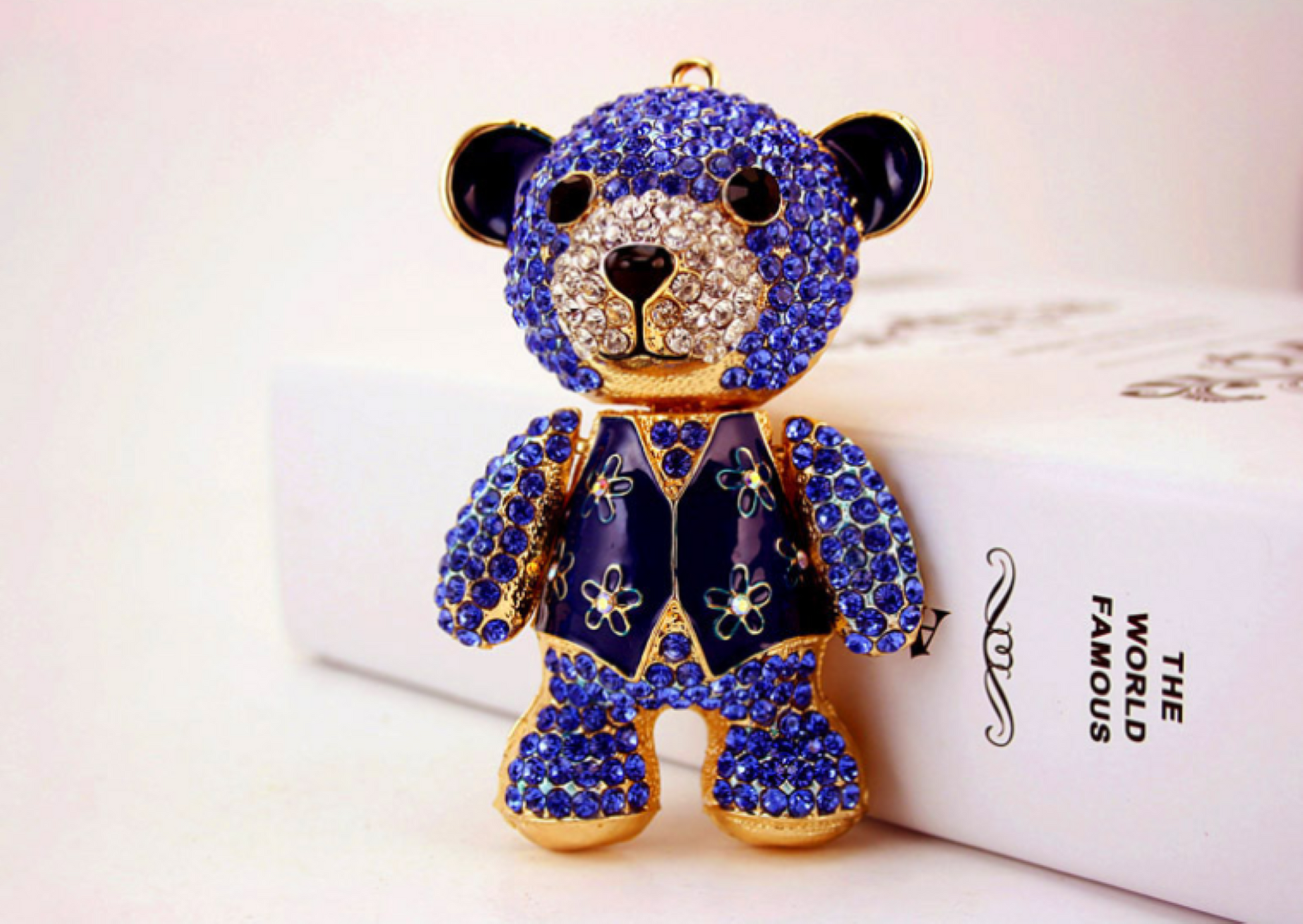 Rhinestone Teddy Bear Keychain - ZoocomingTree